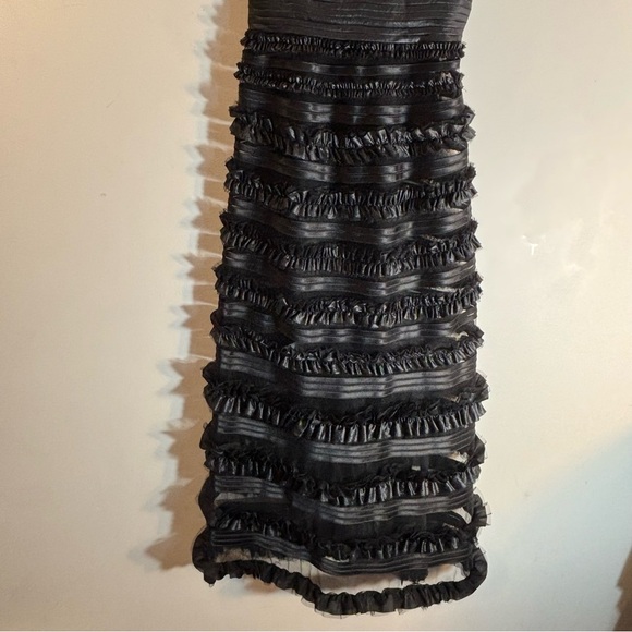 BCBG MAX AZRIA Sz S (estimated) Strapless Ruffles All Over Sheer Maxi Dress - Picture 4 of 9